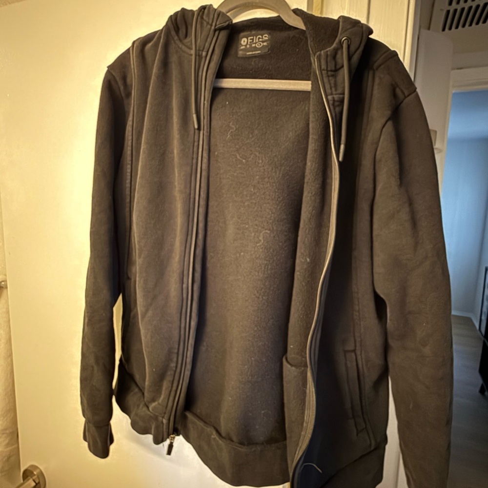 Figs Men's Zip Up Sweater in Black (large)